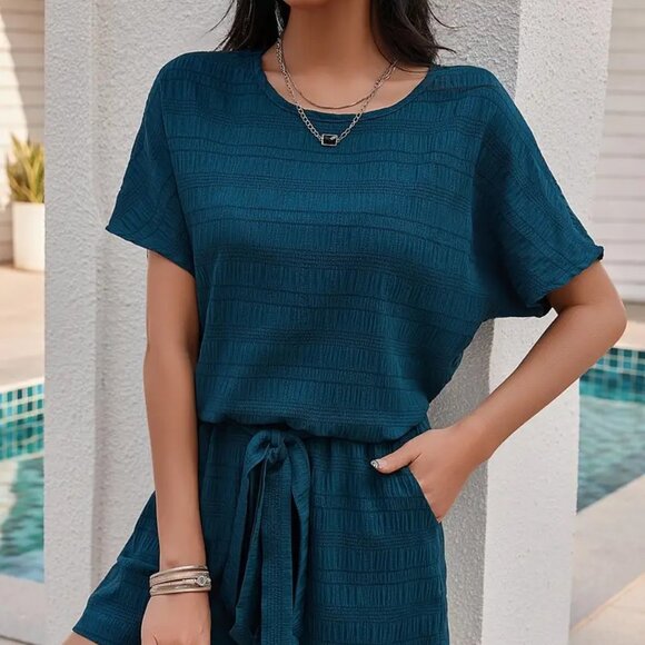 Women's Dark Green Short Sleeve Round Neck Pocket Set Short & Top M - Picture 1 of 4